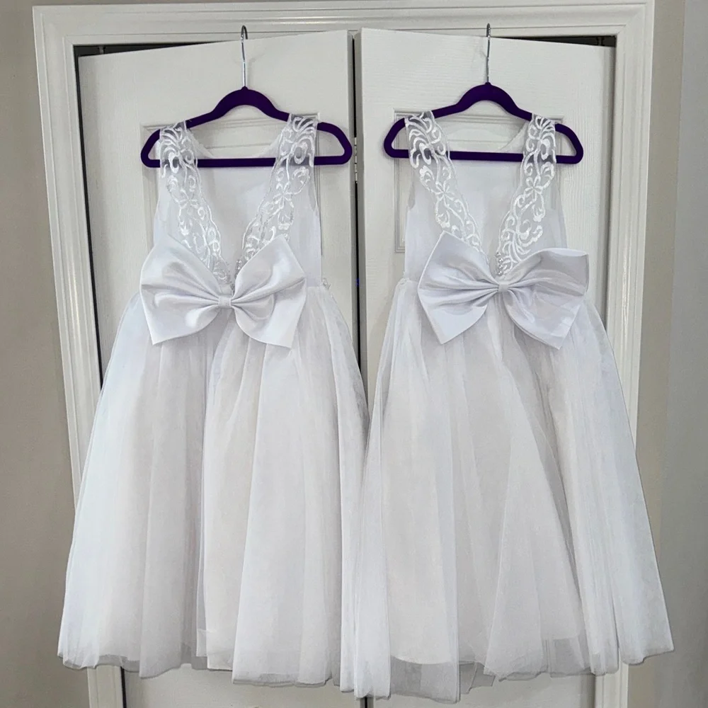 EUC- 1  Flower Girl Dresses- Elegant White Floral Kids Dress - Picture 2 of 8